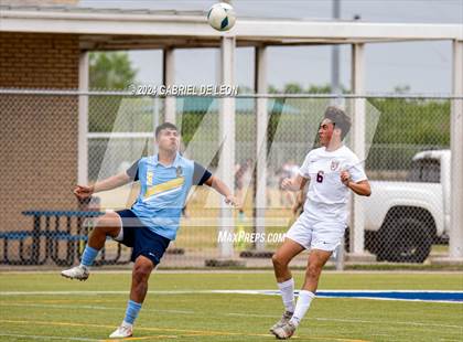 Thumbnail 3 in Lopez vs. Glenn (UIL Soccer 5A Region IV Regional Final) photogallery.