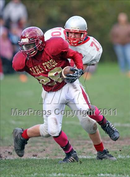 Thumbnail 2 in Conard @ New Britain - Freshman photogallery.