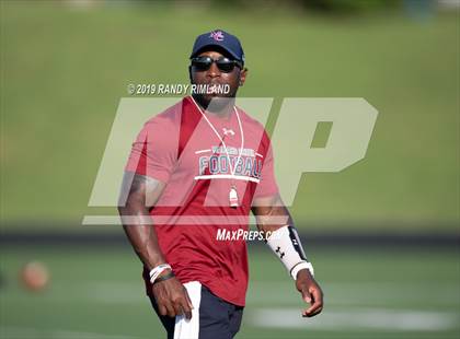 Thumbnail 1 in David W. Butler @ Mallard Creek photogallery.