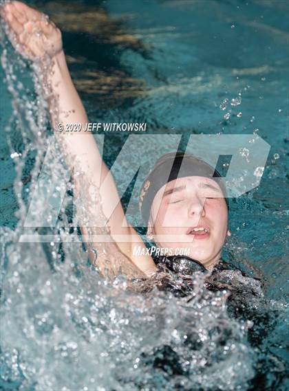 Thumbnail 1 in PAC 9 Smithfield Girls Meet photogallery.