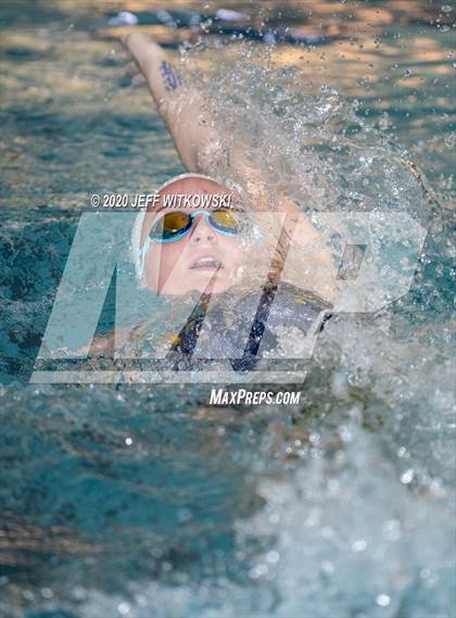 Thumbnail 3 in PAC 9 Smithfield Girls Meet photogallery.