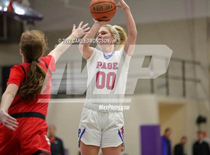 Thumbnail 1 in Stewarts Creek vs. Page photogallery.
