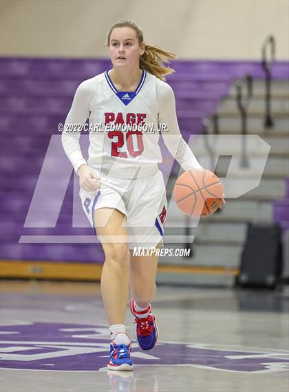 Thumbnail 1 in Stewarts Creek vs. Page photogallery.