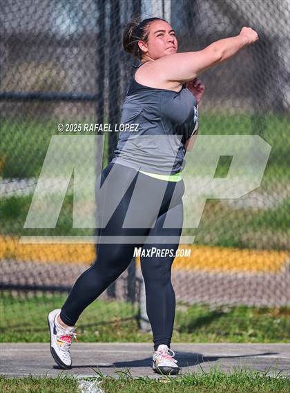Thumbnail 3 in Panther Relays (Discus) photogallery.