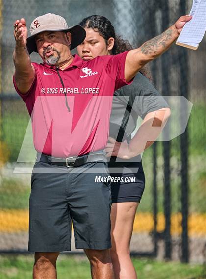 Thumbnail 3 in Panther Relays (Discus) photogallery.