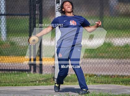 Thumbnail 1 in Panther Relays (Discus) photogallery.