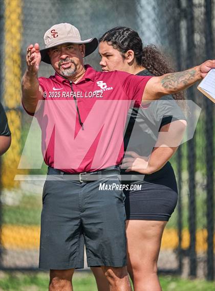 Thumbnail 2 in Panther Relays (Discus) photogallery.