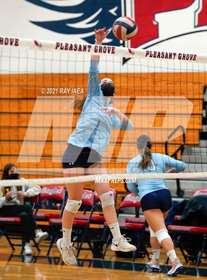 Thumbnail 3 in Valley Christian @ Pleasant Grove (CIF State D2 Playoffs) photogallery.