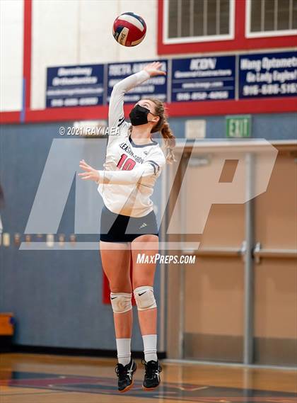 Thumbnail 2 in Valley Christian @ Pleasant Grove (CIF State D2 Playoffs) photogallery.