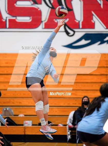 Thumbnail 3 in Valley Christian @ Pleasant Grove (CIF State D2 Playoffs) photogallery.