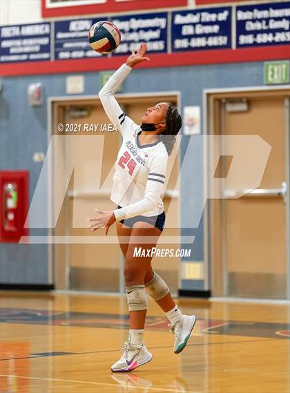 Thumbnail 3 in Valley Christian @ Pleasant Grove (CIF State D2 Playoffs) photogallery.