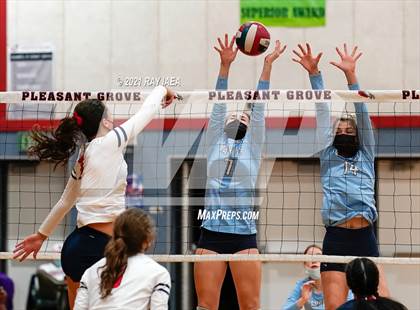 Thumbnail 1 in Valley Christian @ Pleasant Grove (CIF State D2 Playoffs) photogallery.