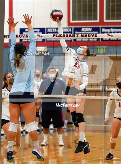 Thumbnail 2 in Valley Christian @ Pleasant Grove (CIF State D2 Playoffs) photogallery.