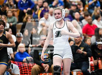 Thumbnail 2 in CIF SDS Masters Tournament (Finals) photogallery.