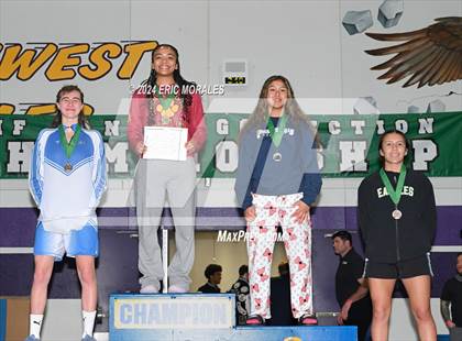 Thumbnail 2 in CIF SDS Masters Tournament (Finals) photogallery.