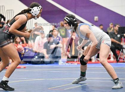 Thumbnail 2 in CIF SDS Masters Tournament (Finals) photogallery.