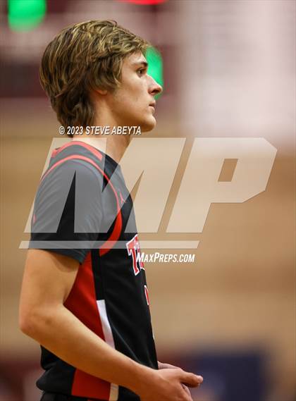 Thumbnail 1 in Central @ Cherokee Trail photogallery.