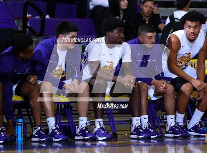 Thumbnail 1 in Dominguez vs. Lynwood photogallery.