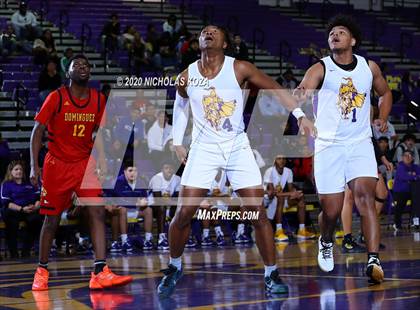 Thumbnail 3 in Dominguez vs. Lynwood photogallery.