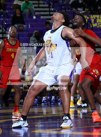 Thumbnail 3 in Dominguez vs. Lynwood photogallery.