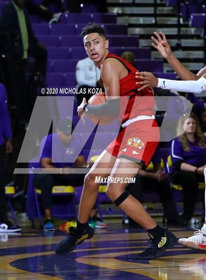 Thumbnail 2 in Dominguez vs. Lynwood photogallery.