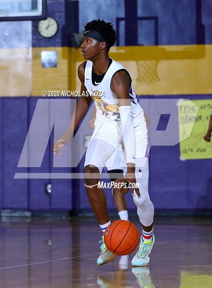 Thumbnail 1 in Dominguez vs. Lynwood photogallery.