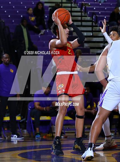 Thumbnail 2 in Dominguez vs. Lynwood photogallery.