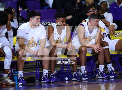 Thumbnail 1 in Dominguez vs. Lynwood photogallery.