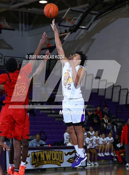 Thumbnail 1 in Dominguez vs. Lynwood photogallery.