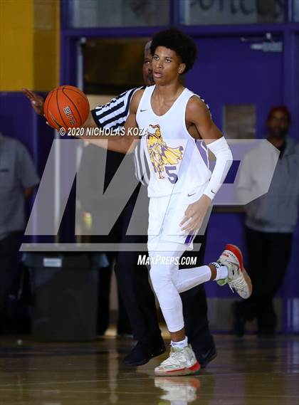 Thumbnail 2 in Dominguez vs. Lynwood photogallery.