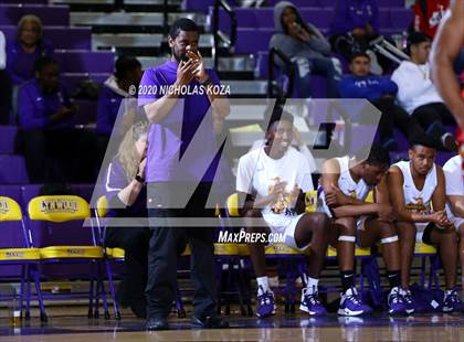 Thumbnail 1 in Dominguez vs. Lynwood photogallery.