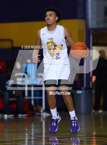 Thumbnail 3 in Dominguez vs. Lynwood photogallery.
