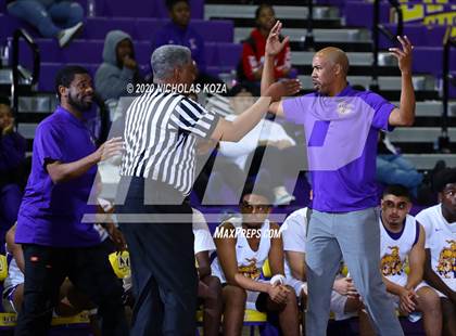 Thumbnail 1 in Dominguez vs. Lynwood photogallery.