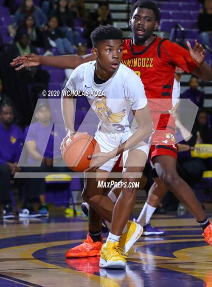 Thumbnail 2 in Dominguez vs. Lynwood photogallery.
