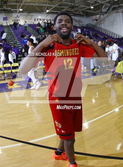 Thumbnail 3 in Dominguez vs. Lynwood photogallery.