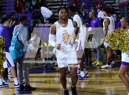 Thumbnail 2 in Dominguez vs. Lynwood photogallery.