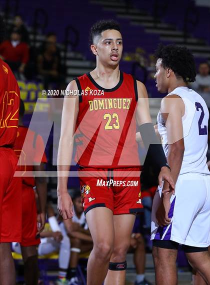 Thumbnail 3 in Dominguez vs. Lynwood photogallery.