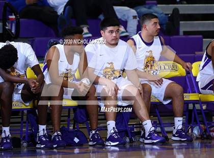 Thumbnail 1 in Dominguez vs. Lynwood photogallery.