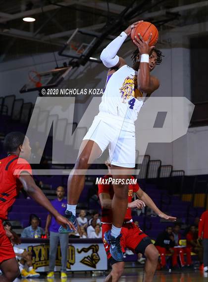 Thumbnail 2 in Dominguez vs. Lynwood photogallery.