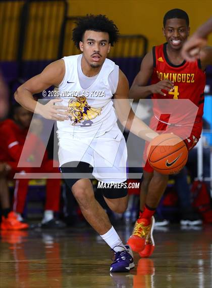 Thumbnail 3 in Dominguez vs. Lynwood photogallery.