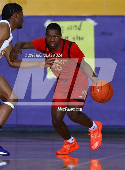 Thumbnail 1 in Dominguez vs. Lynwood photogallery.