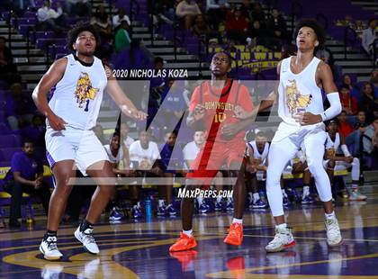 Thumbnail 2 in Dominguez vs. Lynwood photogallery.