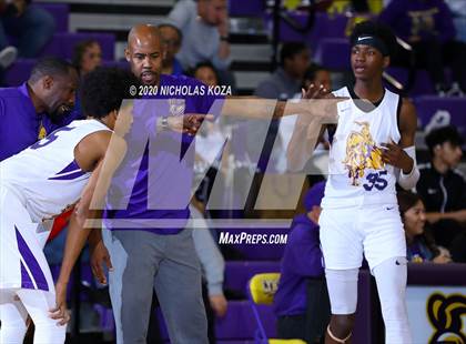 Thumbnail 3 in Dominguez vs. Lynwood photogallery.