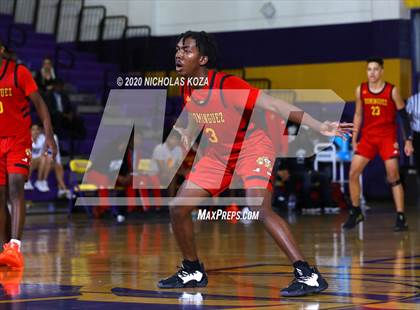 Thumbnail 3 in Dominguez vs. Lynwood photogallery.