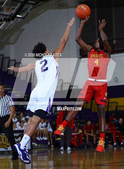 Thumbnail 1 in Dominguez vs. Lynwood photogallery.