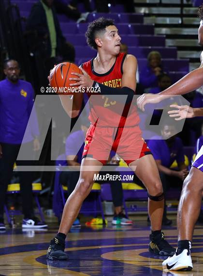Thumbnail 1 in Dominguez vs. Lynwood photogallery.
