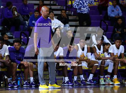 Thumbnail 1 in Dominguez vs. Lynwood photogallery.