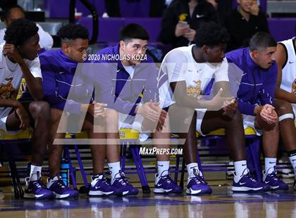 Thumbnail 3 in Dominguez vs. Lynwood photogallery.