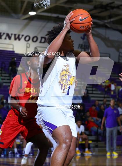 Thumbnail 2 in Dominguez vs. Lynwood photogallery.