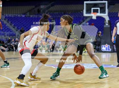 Thumbnail 3 in DeSoto vs. South Grand Prairie (UIL 6A State Final) photogallery.